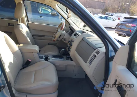 2008 Ford Escape Hybrid z USA, uszkodzony, nr VIN 1FMCU49H98KC90042